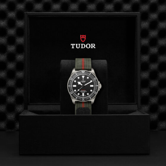 m25717n-0001_presentationbox-std (1)
