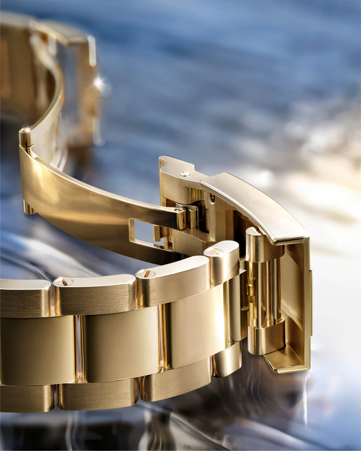 rolex-new-watches-2026-the-yacht-master-II-oyster-bracelet-m126688-0001-portrait